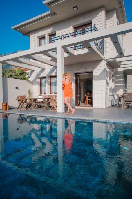 Havuzlu Korunakli Jakuzili Villa Фетхие Экстерьер фото